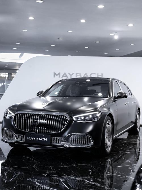 重庆11岚图汽车的售后服务让用户无忧出行，迈巴赫未来的豪华车趋势